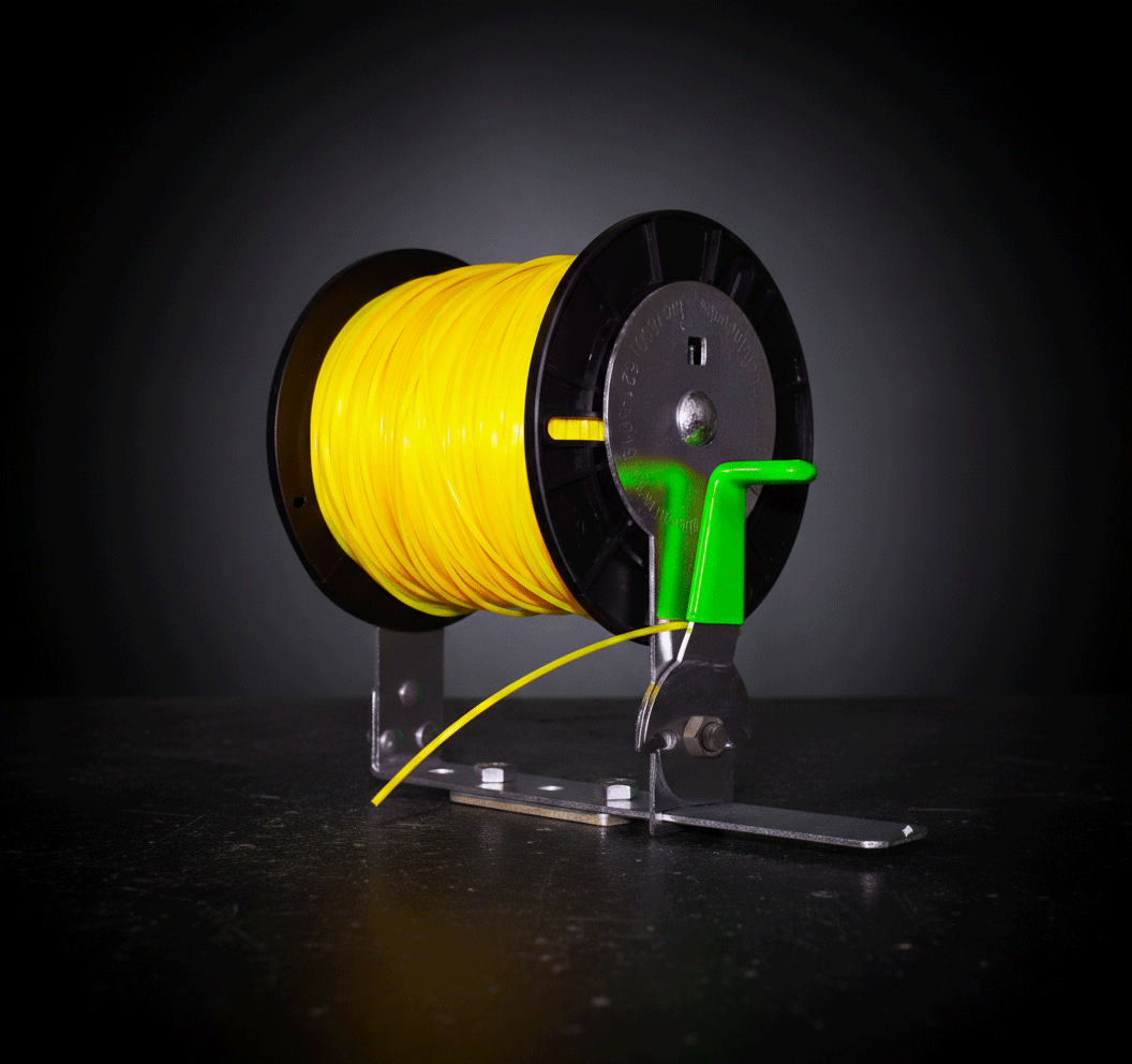 XD105 | Trimmer Line Spool Rack | Professional Trailer