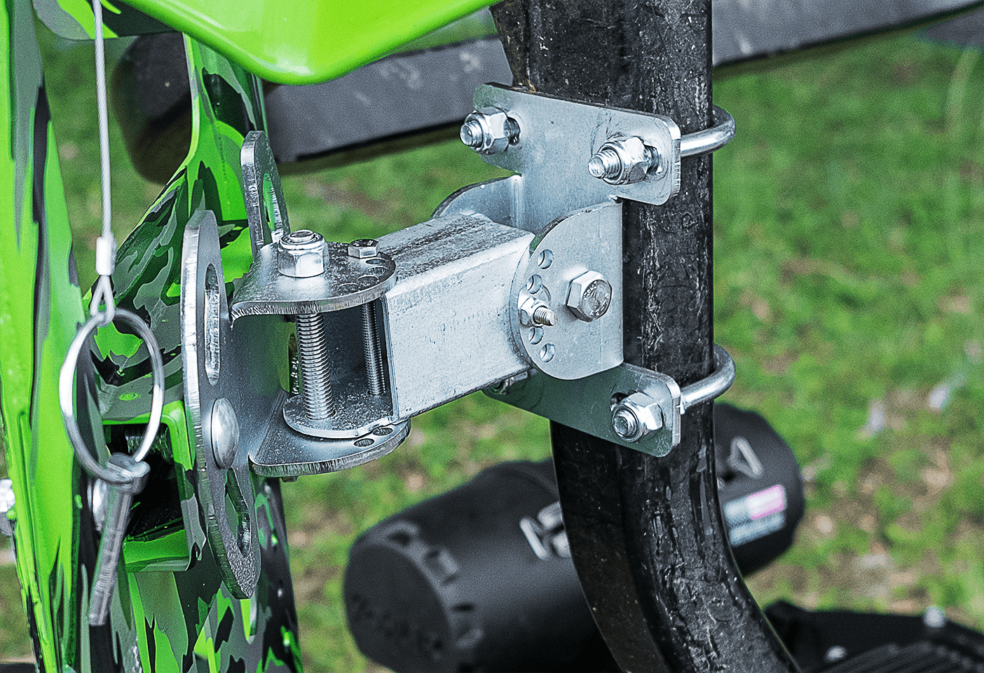 Blower-to-Mower Adapter | Xtreme Pro Series | MB01 - TrailerRacks.com