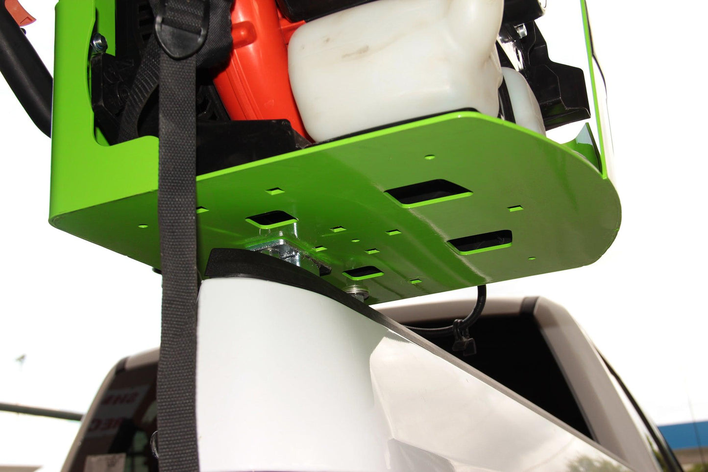 Domestic Truck Stake Pocket Mount | Universal Series | EI086 - TrailerRacks.com