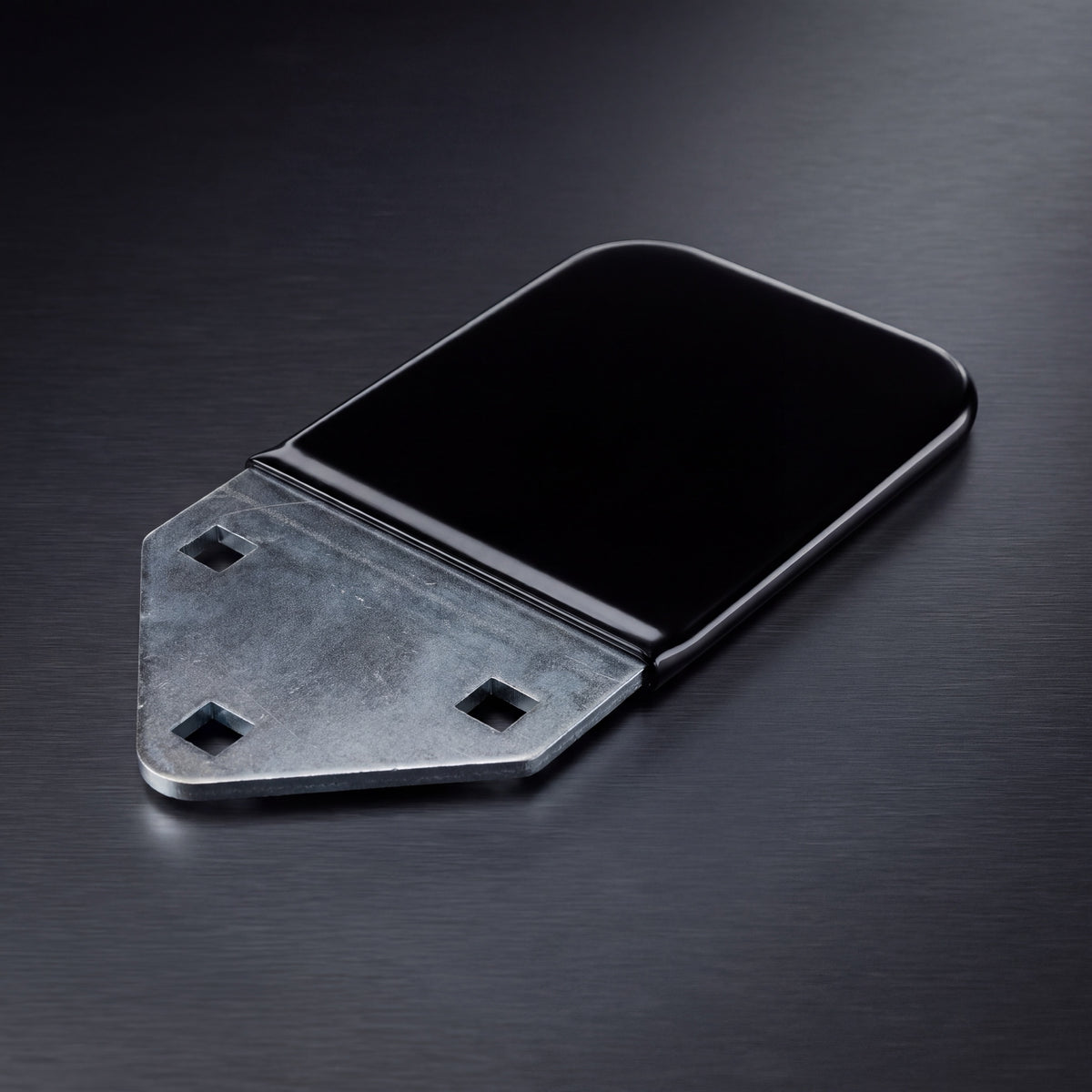 XE106 Replacement Cooler Support Plate (XE116), angled view