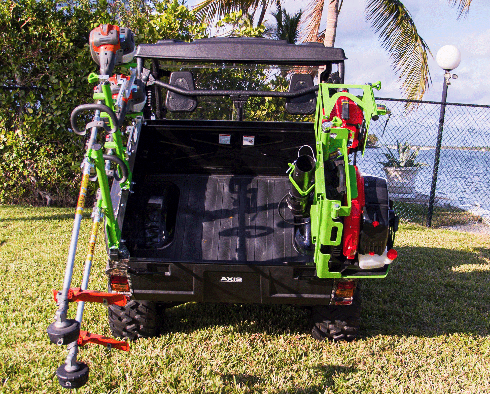 UTV Bed-Rail System | Lowe's Axis 500 | Universal Series | RD104 - TrailerRacks.com